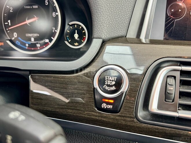 BMW 740-21