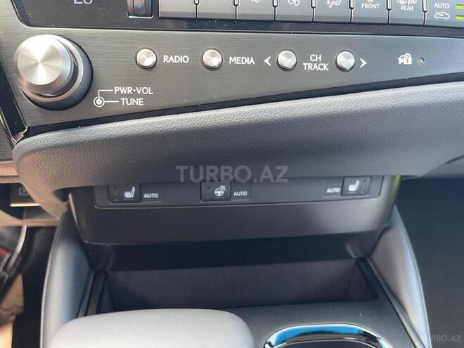 Lexus ES 300h 2025, 0 km - 2.5 l - Bakı