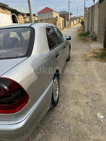 Mercedes C 220 1999, 300,000 km - 2.2 l - Bakı