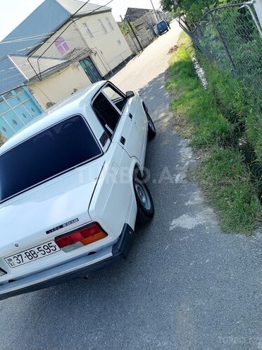 LADA (VAZ) 2107 2002, 20,000 km - 1.6 л - Ucar