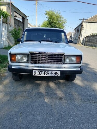 LADA (VAZ) 2107 2002, 20,000 km - 1.6 л - Ucar