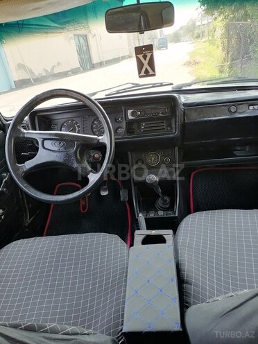 LADA (VAZ) 2107 2002, 20,000 km - 1.6 л - Ucar