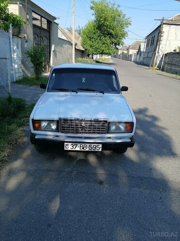 LADA (VAZ) 2107 2002, 20,000 km - 1.6 л - Ucar