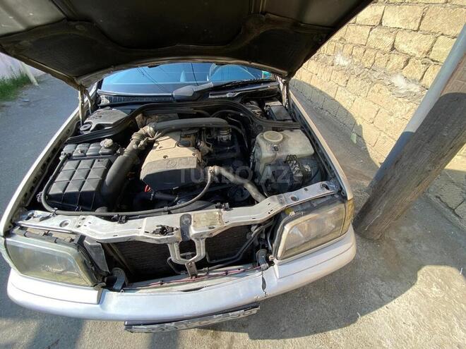 Mercedes C 180 2000, 390,000 km - 1.8 l - Bakı