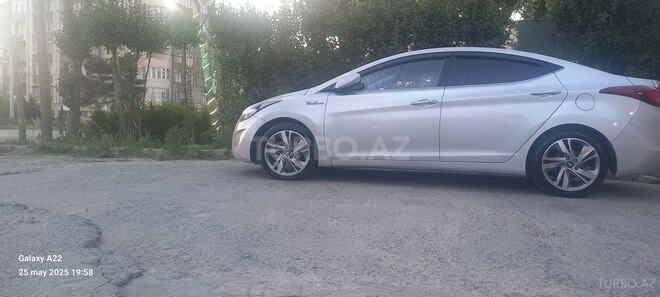 Hyundai Avante 2014, 123,456 km - 1.6 l - Bakı