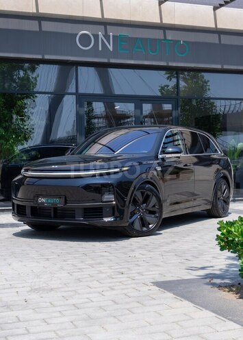 Li Auto L6-1