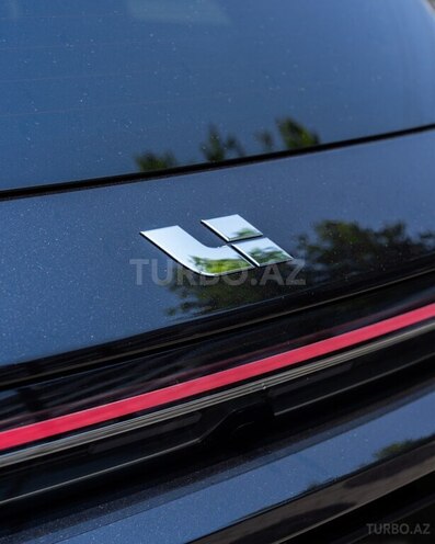 Li Auto L6-11