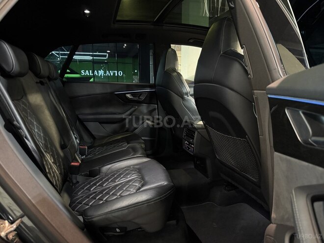 Audi Q8 2023, 84,000 km - 3.0 l - Bakı