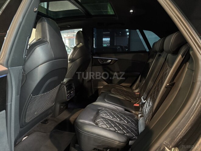 Audi Q8 2023, 84,000 km - 3.0 l - Bakı