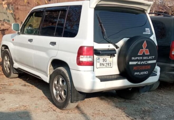 Mitsubishi Pajero io 2001, 340,000 km - 2.0 l - Bərdə