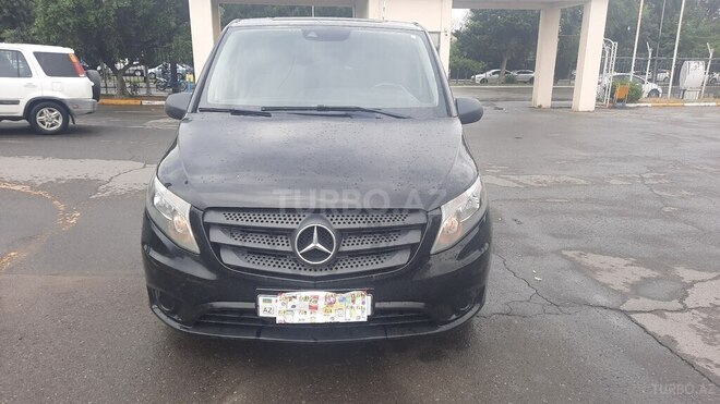 Mercedes  2015, 240,000 km - 2.0 л - Bakı