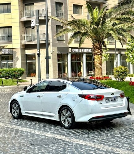 Kia K5 2015, 146,700 km - 2.0 l - Bakı