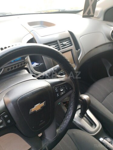 Chevrolet Aveo-16