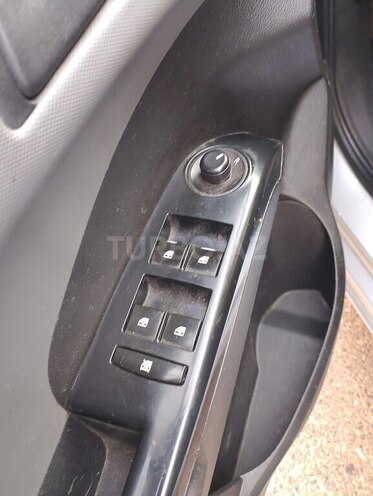 Chevrolet Aveo-15