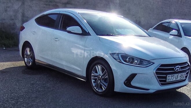 Hyundai Avante-2