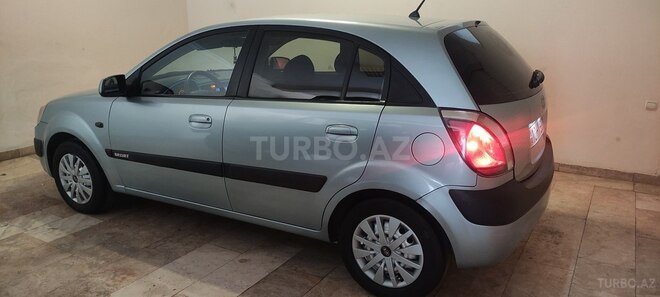 Kia Rio 2005, 334,000 km - 1.5 l - Naxçıvan