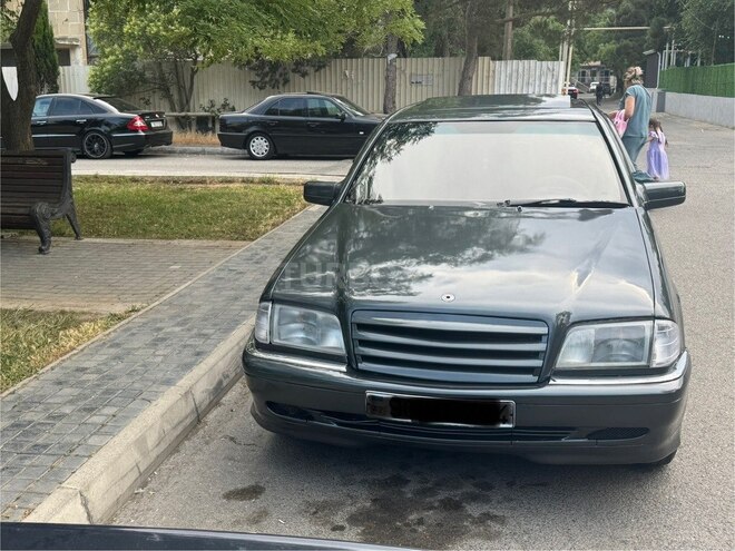 Mercedes C 180 1996, 251,455 km - 1.8 л - Bakı