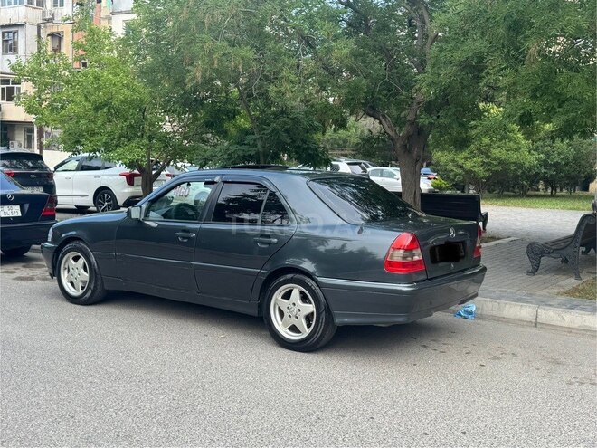 Mercedes C 180 1996, 251,455 km - 1.8 л - Bakı
