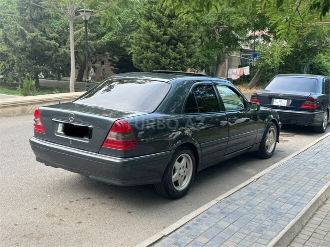 Mercedes C 180 1996, 251,455 km - 1.8 л - Bakı
