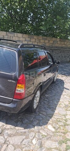 Opel Astra 1999, 393,980 km - 2.0 l - Şəki
