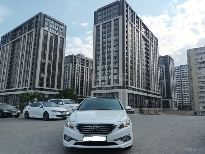 Hyundai Sonata-2