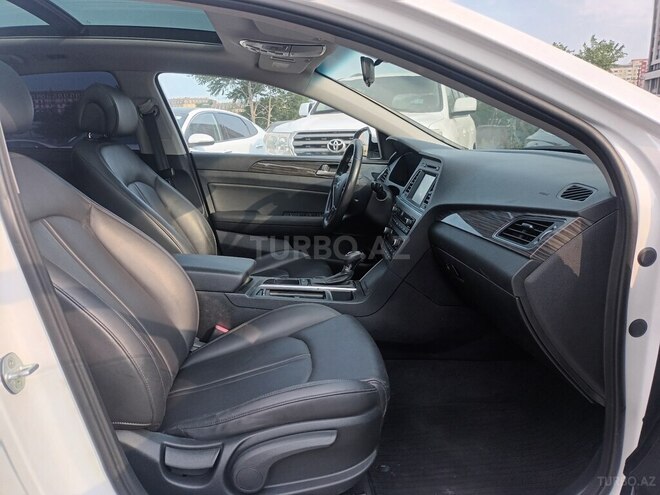 Hyundai Sonata-10