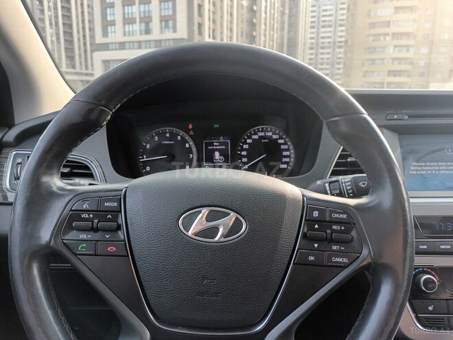 Hyundai Sonata-7