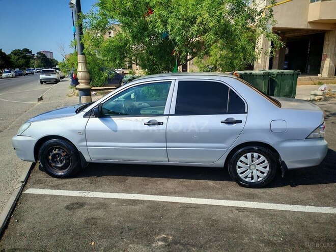 Mitsubishi Lancer 2006, 242,000 km - 1.3 l - Bakı