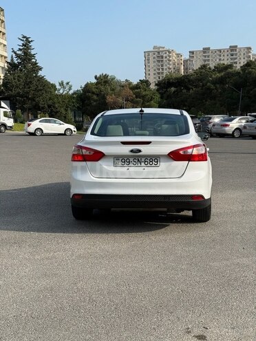 Ford Focus 2012, 270,000 km - 2.0 l - Bakı
