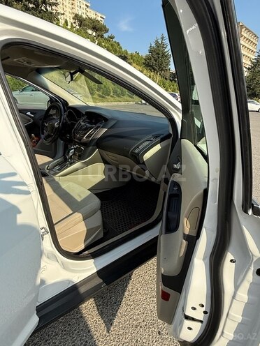 Ford Focus 2012, 270,000 km - 2.0 l - Bakı