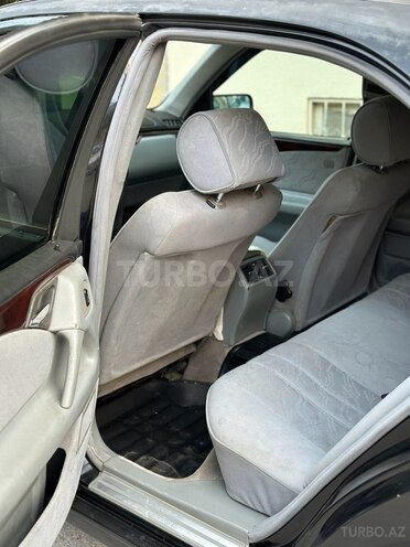 Mercedes E 240 1999, 260,000 km - 2.4 л - Bakı