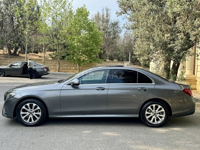 Mercedes E 200 d 2018, 220,000 km - 2.0 l - Bakı