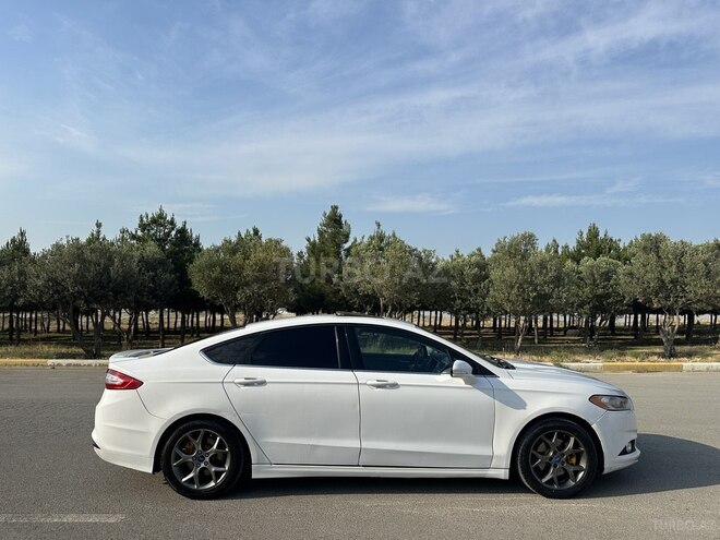 Ford Fusion (North America) 2013, 355,665 km - 1.6 л - Bakı