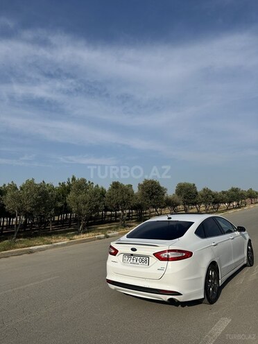 Ford Fusion (North America) 2013, 355,665 km - 1.6 л - Bakı