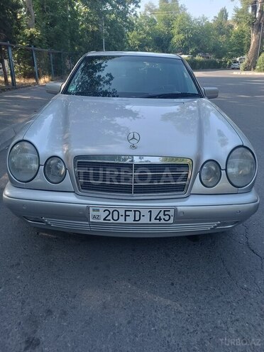 Mercedes E 240 1999, 320,000 km - 2.4 l - Mingəçevir