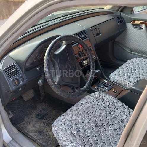 Mercedes C 180 1994, 297,654 km - 1.8 л - Hacıqabul