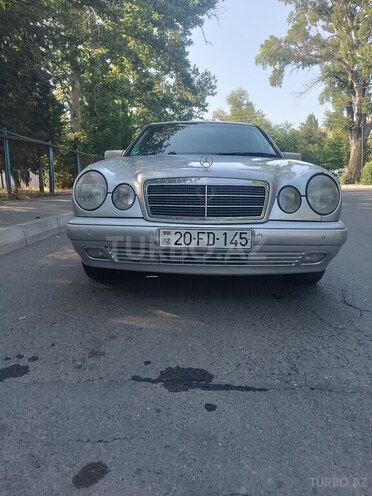 Mercedes E 240 1999, 320,000 km - 2.4 l - Mingəçevir