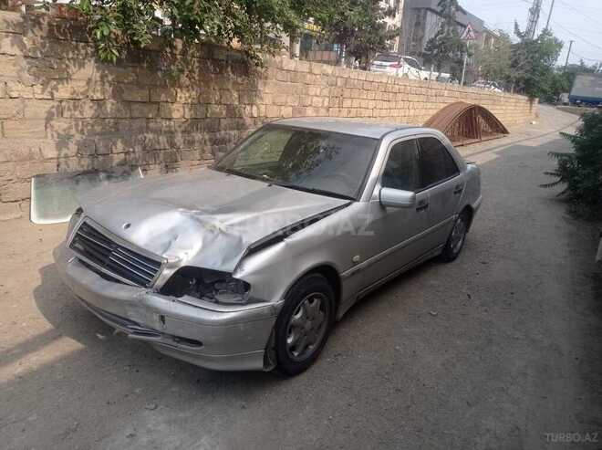 Mercedes C 180 1997, 328,000 km - 1.8 l - Bakı