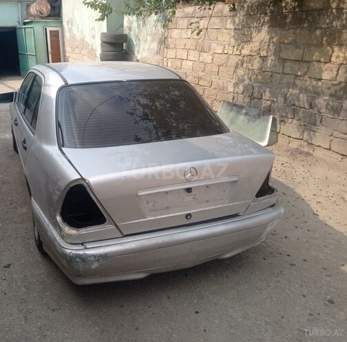 Mercedes C 180 1997, 328,000 km - 1.8 l - Bakı