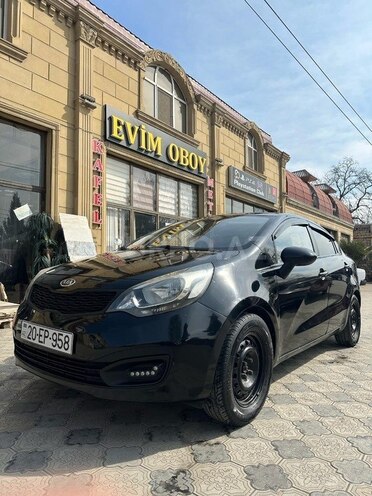Kia Rio 2011, 370,253 km - 1.2 l - Gəncə