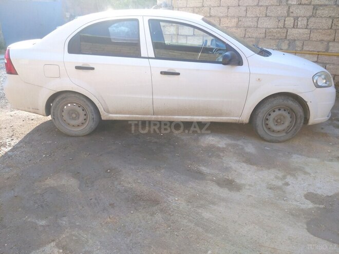 Chevrolet Aveo-9