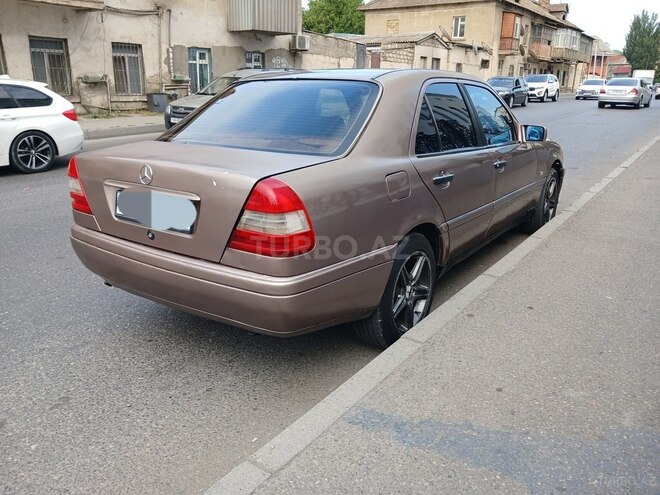 Mercedes C 220 1994, 265,000 km - 2.2 л - Bakı