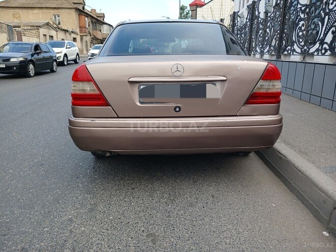 Mercedes C 220 1994, 265,000 km - 2.2 л - Bakı