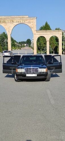 Mercedes 190 1991, 300,000 km - 2.0 l - Bərdə