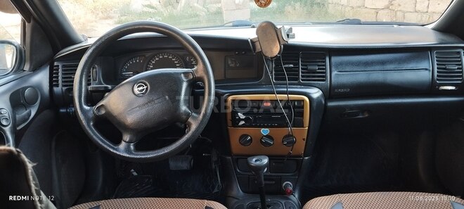 Opel Vectra 1996, 362,000 km - 2.0 l - Bakı