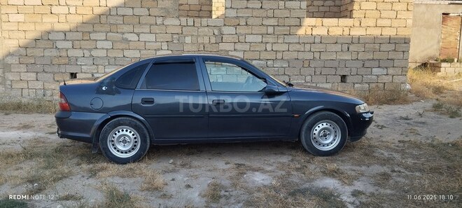 Opel Vectra 1996, 362,000 km - 2.0 l - Bakı