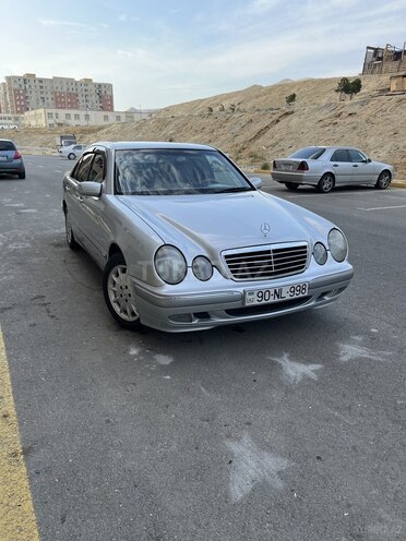 Mercedes E 220 d 2000, 330,000 km - 2.2 l - Bakı