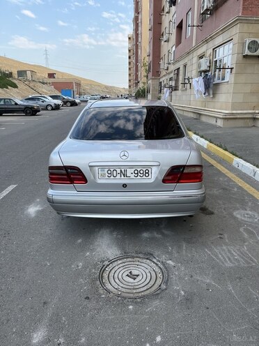 Mercedes E 220 d 2000, 330,000 km - 2.2 l - Bakı