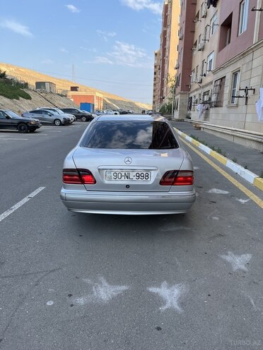 Mercedes E 220 d 2000, 330,000 km - 2.2 l - Bakı