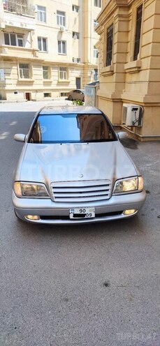 Mercedes C 240 2000, 357,000 km - 2.4 l - Bakı